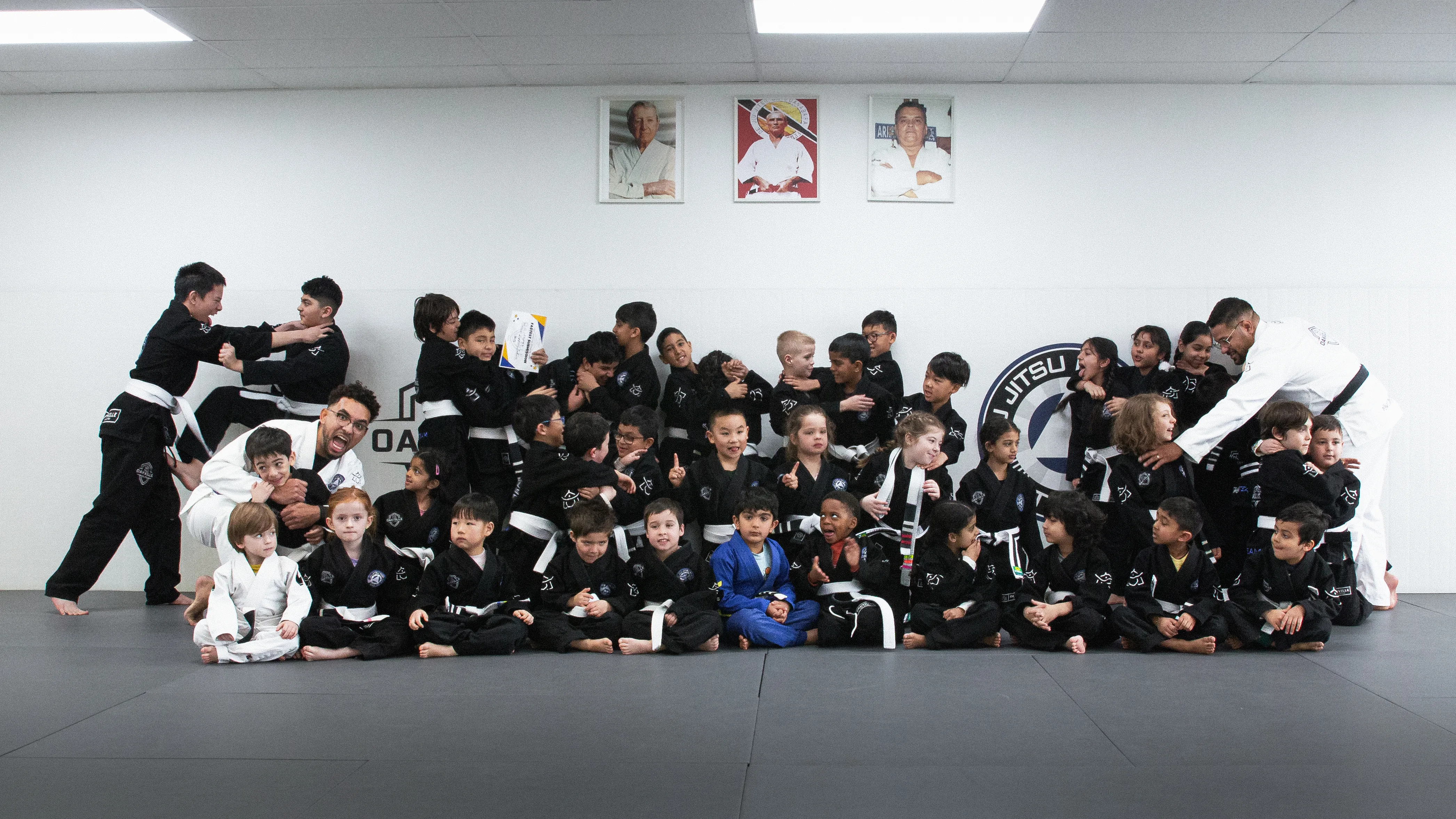 Juniors training together at Oakville BJJ